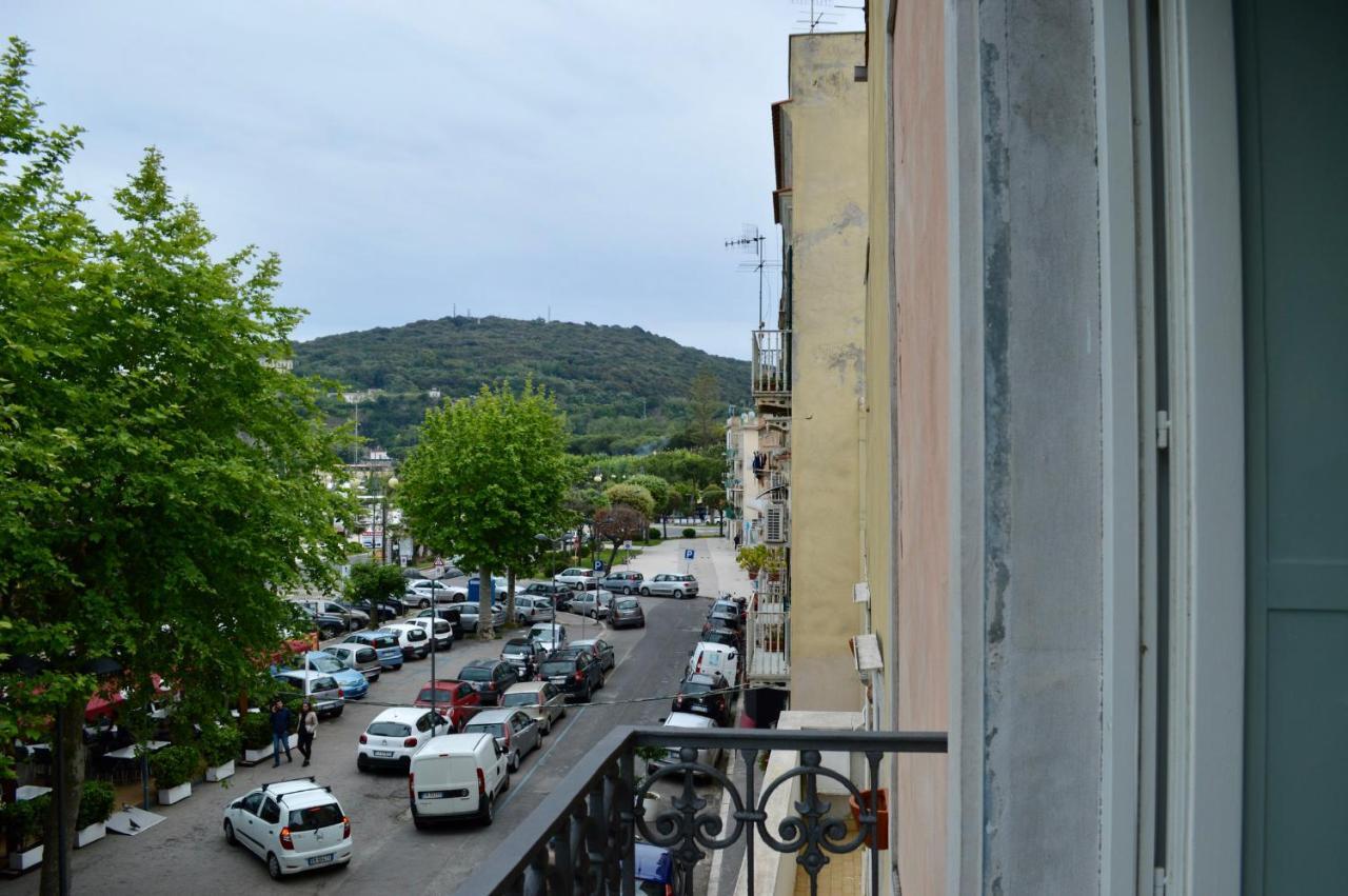 Perla Blu Apartment Gaeta Bagian luar foto
