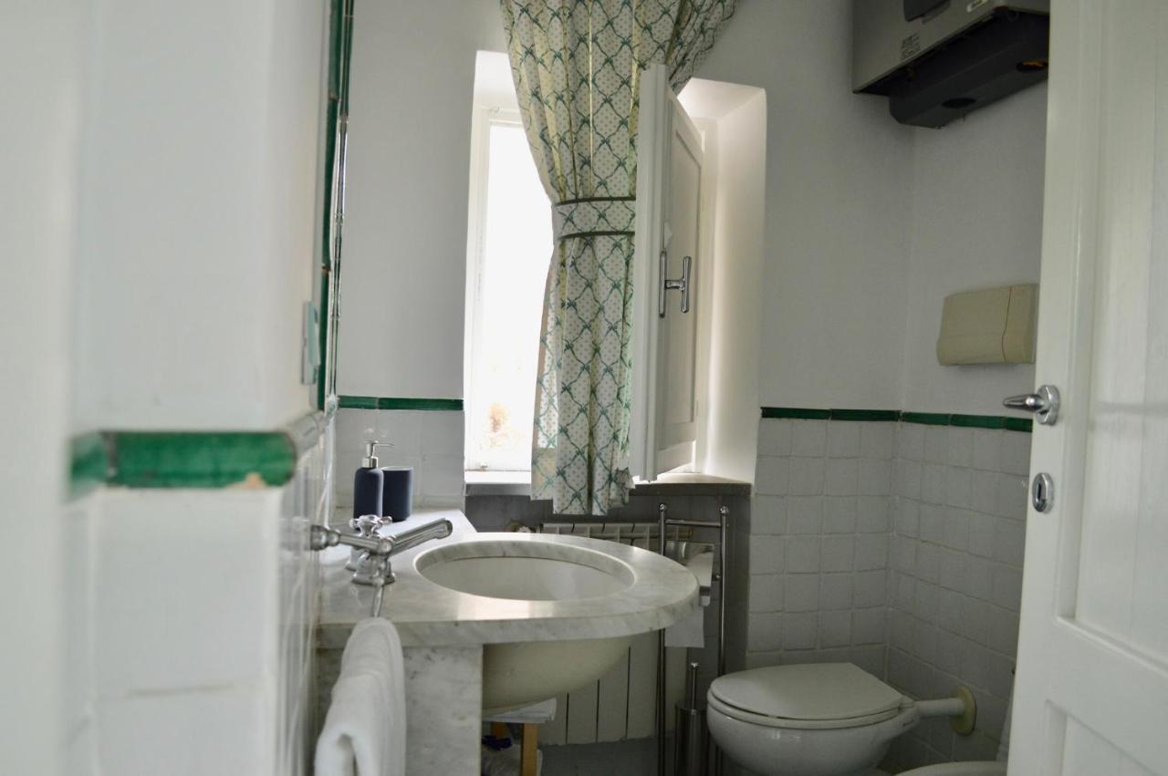 Perla Blu Apartment Gaeta Bagian luar foto